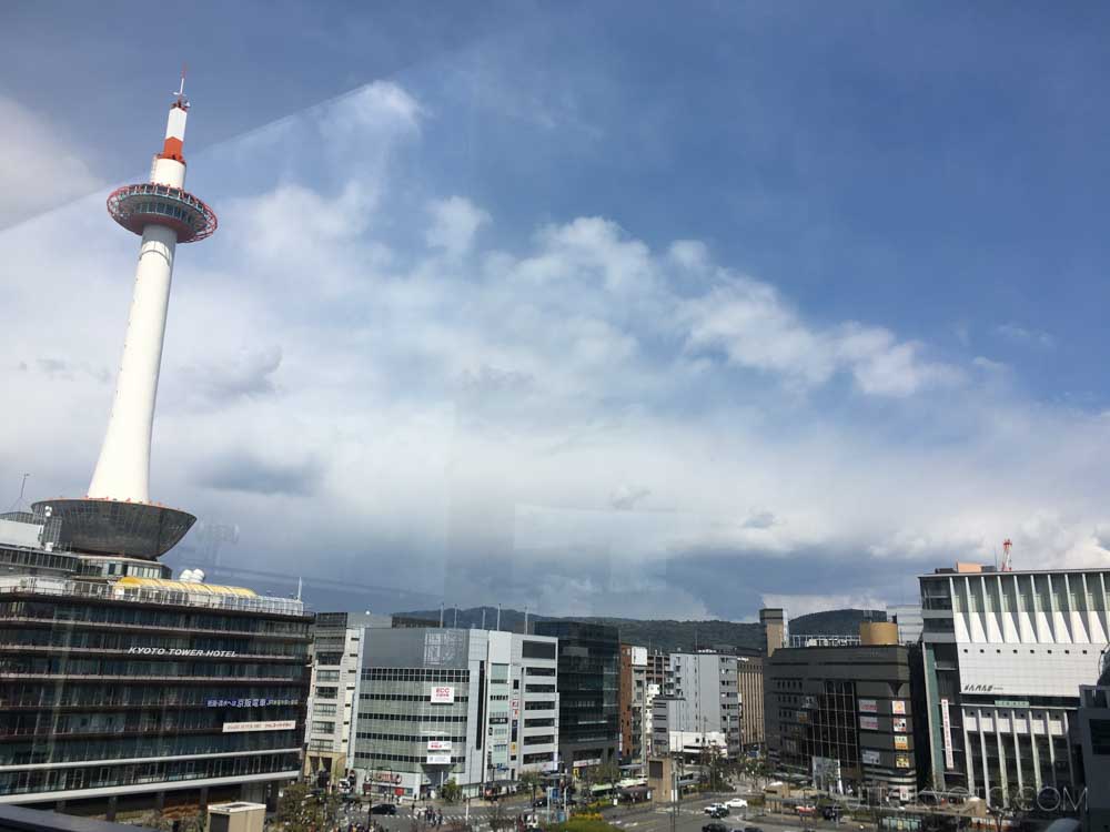 kyoto-tower-3