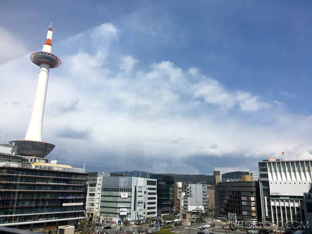 kyoto-tower1-8446